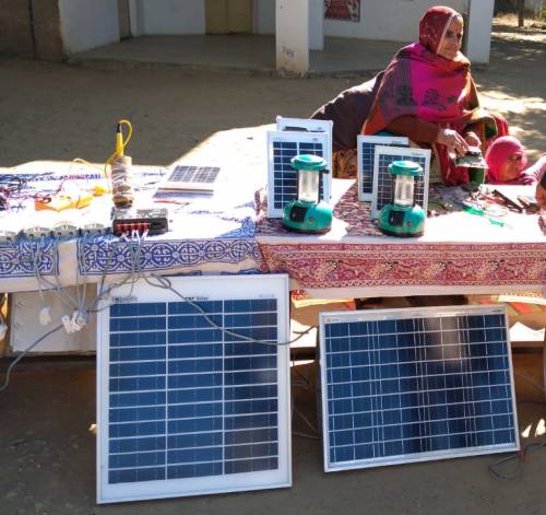 Jagriti Yatra Barefoot Solar mama